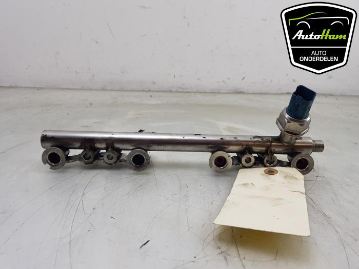 Gebruikte Common rail (Injectie) Renault Kadjar (RFEH) 1.2 Energy TCE 130 Prijs € 40,00 Margeregeling aangeboden door AutoHam