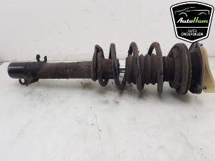 Gebruikte Schokdemper rechts-voor Mini Countryman (R60) 1.6 Cooper D Prijs € 50,00 Margeregeling aangeboden door AutoHam