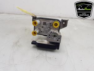 Gebruikte Airco deel (div) Landrover Range Rover V (LK) 3.0 V6 P510e Prijs € 95,00 Margeregeling aangeboden door AutoHam