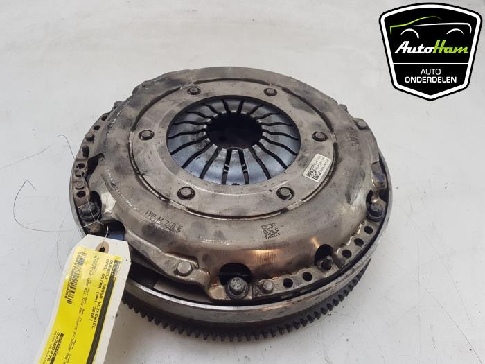 Gebruikte Vliegwiel dubbele massa Opel Astra K 1.4 Turbo 16V Prijs € 150,00 Margeregeling aangeboden door AutoHam