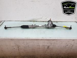 Gebruikte Stuurhuis Renault Twingo II (CN) 1.2 16V Prijs € 50,00 Margeregeling aangeboden door AutoHam