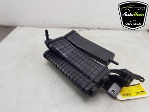 Gebruikte Koolstoffilter Skoda Kodiaq 1.5 TSI 150 ACT 16V Prijs € 60,00 Margeregeling aangeboden door AutoHam