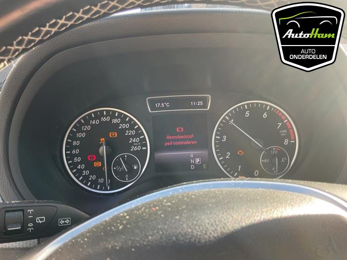 Gebruikte Motor Mercedes B (W246/W242) 1.6 B-200 BlueEFFICIENCY Turbo 16V Prijs € 2.150,00 Margeregeling aangeboden door AutoHam