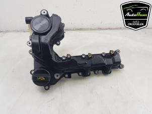 Gebruikte Kleppendeksel Peugeot 2008 (CU) 1.2 12V e-THP PureTech 130 Prijs € 75,00 Margeregeling aangeboden door AutoHam