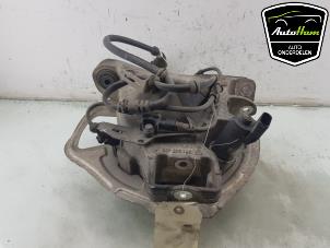 Gebruikte Asschenkel links-achter Porsche Panamera (971G) 3.0 V6 24V Prijs € 495,00 Margeregeling aangeboden door AutoHam