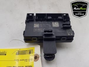 Gebruikte Centrale Deurvergrendelings Module Porsche Taycan (Y1A) 4S Prijs € 75,00 Margeregeling aangeboden door AutoHam