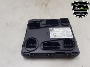 Gebruikte Module Bodycontrol Porsche Taycan (Y1A) 4S Prijs € 225,00 Margeregeling aangeboden door AutoHam