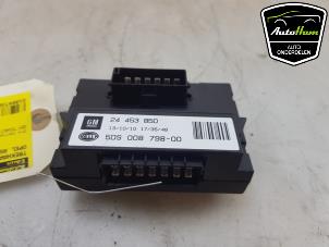 Gebruikte Trekhaak Module Opel Astra H SW (L35) 1.6 16V Twinport Prijs € 50,00 Margeregeling aangeboden door AutoHam