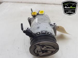 Gebruikte Aircopomp Volvo V40 (MV) 1.6 T3 GTDi 16V Prijs € 150,00 Margeregeling aangeboden door AutoHam