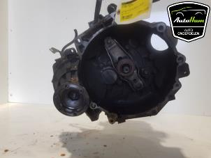 Gebruikte Versnellingsbak Volkswagen Caddy III (2KA,2KH,2CA,2CH) 1.9 TDI Prijs € 475,00 Margeregeling aangeboden door AutoHam
