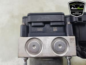 Gebruikte ABS Pomp Suzuki S-Cross (JY) 1.4 Boosterjet Smart Hybrid Prijs € 275,00 Margeregeling aangeboden door AutoHam