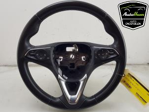 Gebruikte Stuurwiel Opel Crossland (X) 1.2 Turbo 12V Prijs € 95,00 Margeregeling aangeboden door AutoHam