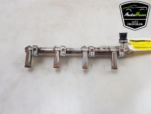 Gebruikte Brandstofdruk sensor Volvo V40 (MV) 1.6 T3 GTDi 16V Prijs € 50,00 Margeregeling aangeboden door AutoHam