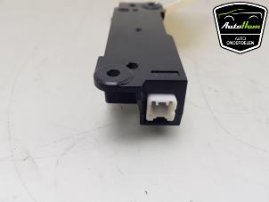 Gebruikte Alarm sirene Suzuki S-Cross (JY) 1.4 Boosterjet Smart Hybrid Prijs € 20,00 Margeregeling aangeboden door AutoHam