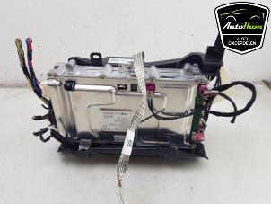 Gebruikte Boordcomputer Tesla Model Y (5YJY) Long Range 72kWh Prijs € 800,00 Inclusief btw aangeboden door AutoHam