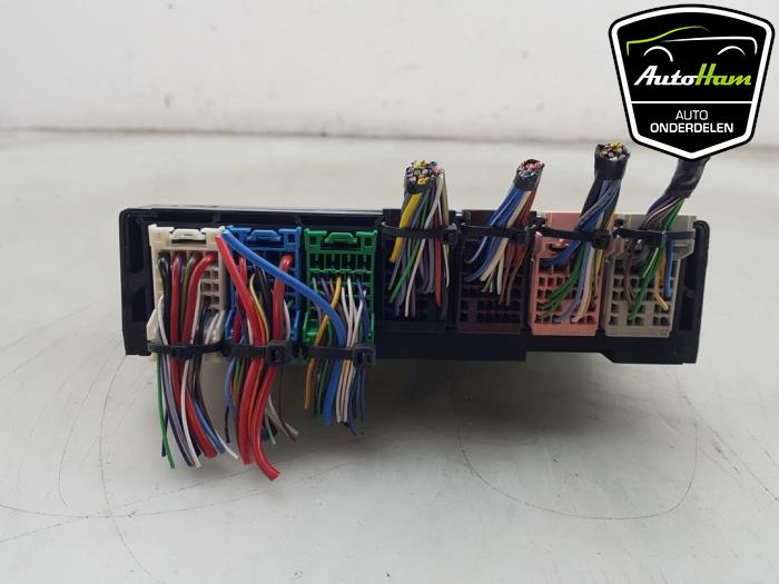Gebruikte Bodycontrol Module Opel Astra K Sports Tourer 1.0 ECOTEC Direct Injection Turbo 12V Prijs € 50,00 Margeregeling aangeboden door AutoHam