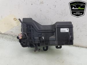 Gebruikte Zekeringkast Peugeot 108 1.0 12V Prijs € 25,00 Margeregeling aangeboden door AutoHam