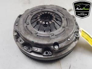 Gebruikte Dubbele massa vliegwiel BMW 1 serie (E87/87N) 118d 16V Prijs € 150,00 Margeregeling aangeboden door AutoHam