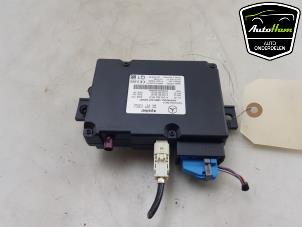 Gebruikte Telefoon Module Mercedes B (W246) 1.6 B-200 BlueEFFICIENCY Turbo 16V Prijs € 100,00 Margeregeling aangeboden door AutoHam