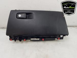 Gebruikte Dashboardkastje BMW X5 (F15) xDrive 40e 2.0 Prijs € 60,00 Margeregeling aangeboden door AutoHam