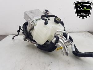 Gebruikte Chaufagebak Tesla Model 3 Prijs € 544,50 Inclusief btw aangeboden door AutoHam