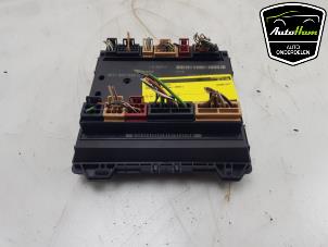 Gebruikte Comfort Module Seat Ibiza III (6L1) 1.4 16V 75 Prijs € 40,00 Margeregeling aangeboden door AutoHam