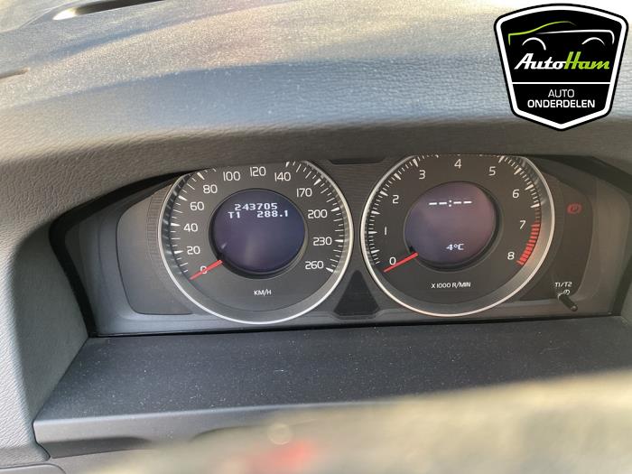 Gebruikte Motor Volvo V60 I (FW/GW) 1.6 T3 16V Prijs € 1.950,00 Margeregeling aangeboden door AutoHam