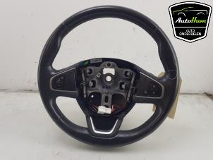 Gebruikte Stuurwiel Renault Clio IV Estate/Grandtour (7R) 1.2 TCE 16V GT EDC Prijs € 75,00 Margeregeling aangeboden door AutoHam