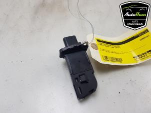 Gebruikte Luchthoeveelheidsmeter Ford Fiesta 6 (JA8) 1.0 EcoBoost 12V 125 Prijs € 25,00 Margeregeling aangeboden door AutoHam