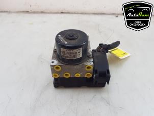 Gebruikte ABS Pomp Volvo S60 I (RS/HV) 2.4 20V 140 Prijs € 150,00 Margeregeling aangeboden door AutoHam