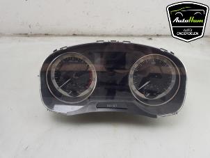 Gebruikte Instrumentenpaneel Skoda Rapid 1.2 TSI 16V Prijs € 125,00 Margeregeling aangeboden door AutoHam