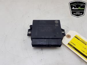 Gebruikte PDC Module Landrover Discovery Sport (LC) 2.0 TD4 150 16V Prijs € 50,00 Margeregeling aangeboden door AutoHam