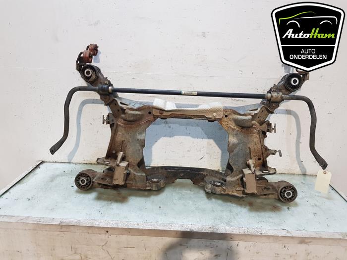Subframe van een Land Rover Discovery Sport (LC) 2.0 TD4 150 16V 2017