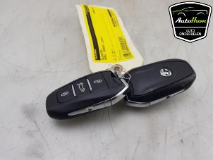 Gebruikte Sleutel Opel Corsa F (UB/UH/UP) 1.2 Turbo 12V 100 Prijs € 50,00 Margeregeling aangeboden door AutoHam