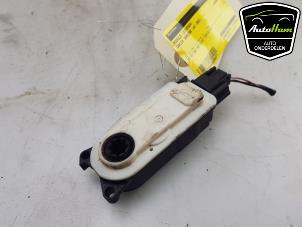 Gebruikte Module (diversen) Dacia Sandero III 1.0 TCe 90 12V Prijs € 40,00 Margeregeling aangeboden door AutoHam