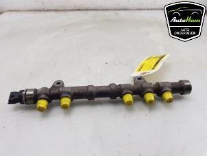 Druksensor van een Citroën Nemo (AA) 1.3 HDi 75 2013