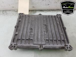 Gebruikte Computer Motormanagement Audi A4 Avant (B9) 3.0 TDI V6 24V Quattro Prijs € 395,00 Margeregeling aangeboden door AutoHam