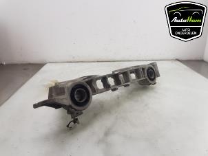 Gebruikte Steun (diversen) Mercedes V (447.8) 2.0 300d 16V Prijs € 78,65 Inclusief btw aangeboden door AutoHam