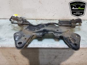 Gebruikte Subframe Peugeot 2008 (CU) 1.2 Vti 12V PureTech 82 Prijs € 35,00 Margeregeling aangeboden door AutoHam