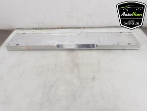 Gebruikte Steun (diversen) Peugeot 208 II (UB/UH/UP) e-208 50 kWh Prijs € 50,00 Margeregeling aangeboden door AutoHam