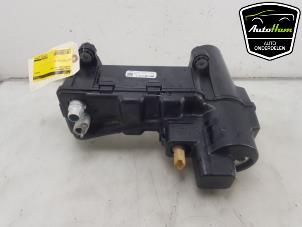 Gebruikte Airco Condensor Peugeot 208 II (UB/UH/UP) e-208 50 kWh Prijs € 75,00 Margeregeling aangeboden door AutoHam
