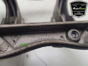 Gebruikte Motorsteun Porsche Cayenne (9PA) 4.5 V8 32V Turbo Prijs € 40,00 Margeregeling aangeboden door AutoHam