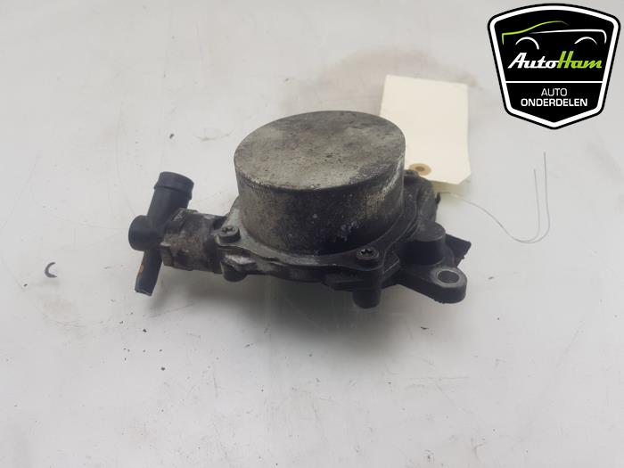 Vacuumpomp Rembekrachtiging van een Mercedes-Benz Vito (447.6) 1.6 109 CDI 16V 2017