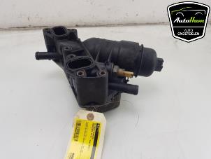 Gebruikte Oliefilterhuis Mercedes Vito (447.6) 1.6 109 CDI 16V Prijs € 50,00 Margeregeling aangeboden door AutoHam