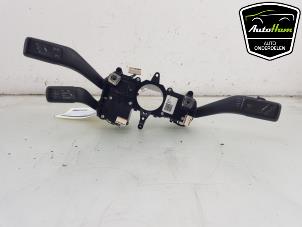 Gebruikte Stuurkolomschakelaar Seat Alhambra (7N) 1.4 TSI 16V Prijs € 40,00 Margeregeling aangeboden door AutoHam