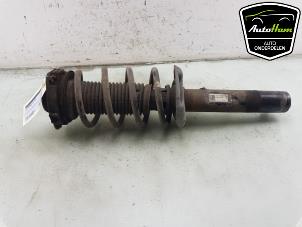 Gebruikte Schokbreker rechts-voor Seat Alhambra (7N) 1.4 TSI 16V Prijs € 45,00 Margeregeling aangeboden door AutoHam