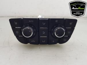 Gebruikte Chaufage Bedieningspaneel Opel Astra J GTC (PD2/PF2) 1.4 Turbo 16V ecoFLEX 140 Prijs € 95,00 Margeregeling aangeboden door AutoHam