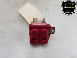 Gebruikte Zekeringkast Renault Twingo III (AH) ZE R80 Prijs € 15,00 Margeregeling aangeboden door AutoHam