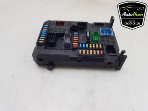 Gebruikte Module Bodycontrol Peugeot 208 I (CA/CC/CK/CL) 1.2 12V e-THP PureTech 110 Prijs € 75,00 Margeregeling aangeboden door AutoHam
