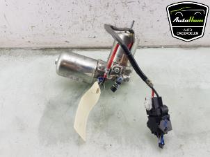 Gebruikte Vacuumpomp Rembekrachtiging Toyota C-HR (X1,X5) 2.0 16V Hybrid Prijs € 225,00 Margeregeling aangeboden door AutoHam